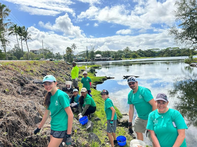 Hawaii volunteers participating in community service and outreach programs